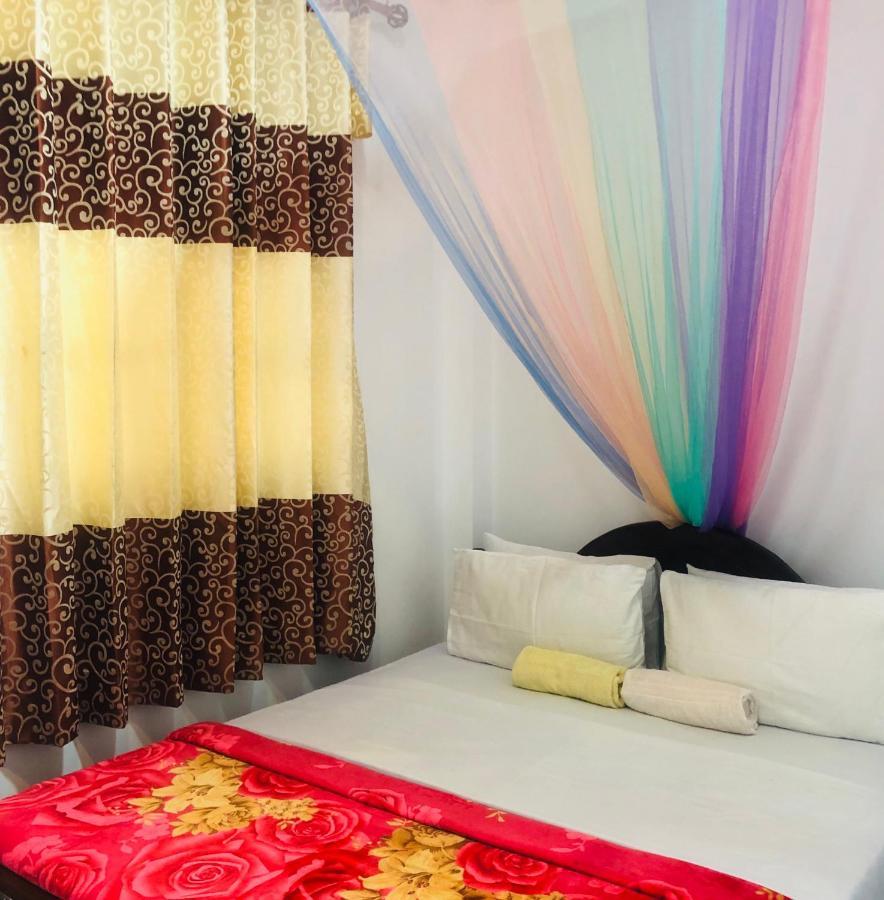 نالاثانيا Vinish Inn المظهر الخارجي الصورة